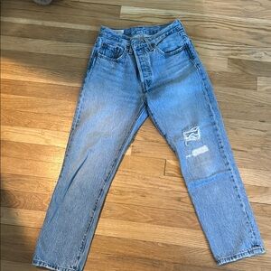 Casual Light Blue Button-Fly Jeans